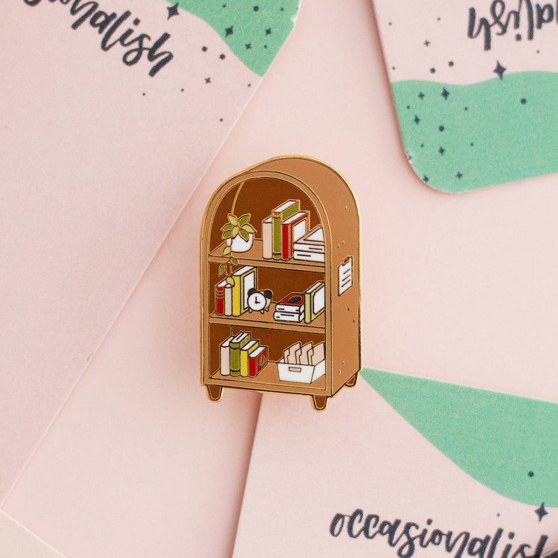 Occasionalish - Bookshelf Enamel Pin